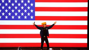 Tesla raportează o scădere istorică a vânzărilor: Lumea cumpără EV-uri, dar nu pe ale lui Elon Musk