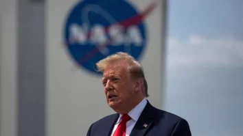 Donald Trump continuă atacul asupra cercetării climatice, cu propuneri de tăieri bugetare drastice asupra NASA