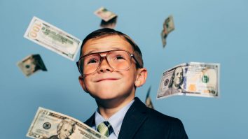 Educația financiară începe în copilărie: „Fiecare favoare costă” – Lecțiile lui Adrian Mitroi pentru părinți și copii