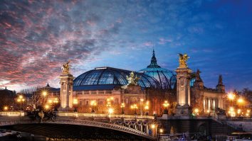 Paris te aduce în lumea artei: Descoperă prima artistă pictor feministă a Renașterii