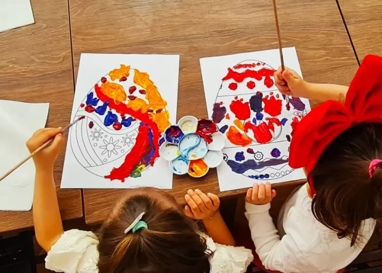 Ce rol joacă arta în educație? Liviu Lucaci, rectorul UNATC: „Este șansa copiilor noștri de a ieși din izolare”