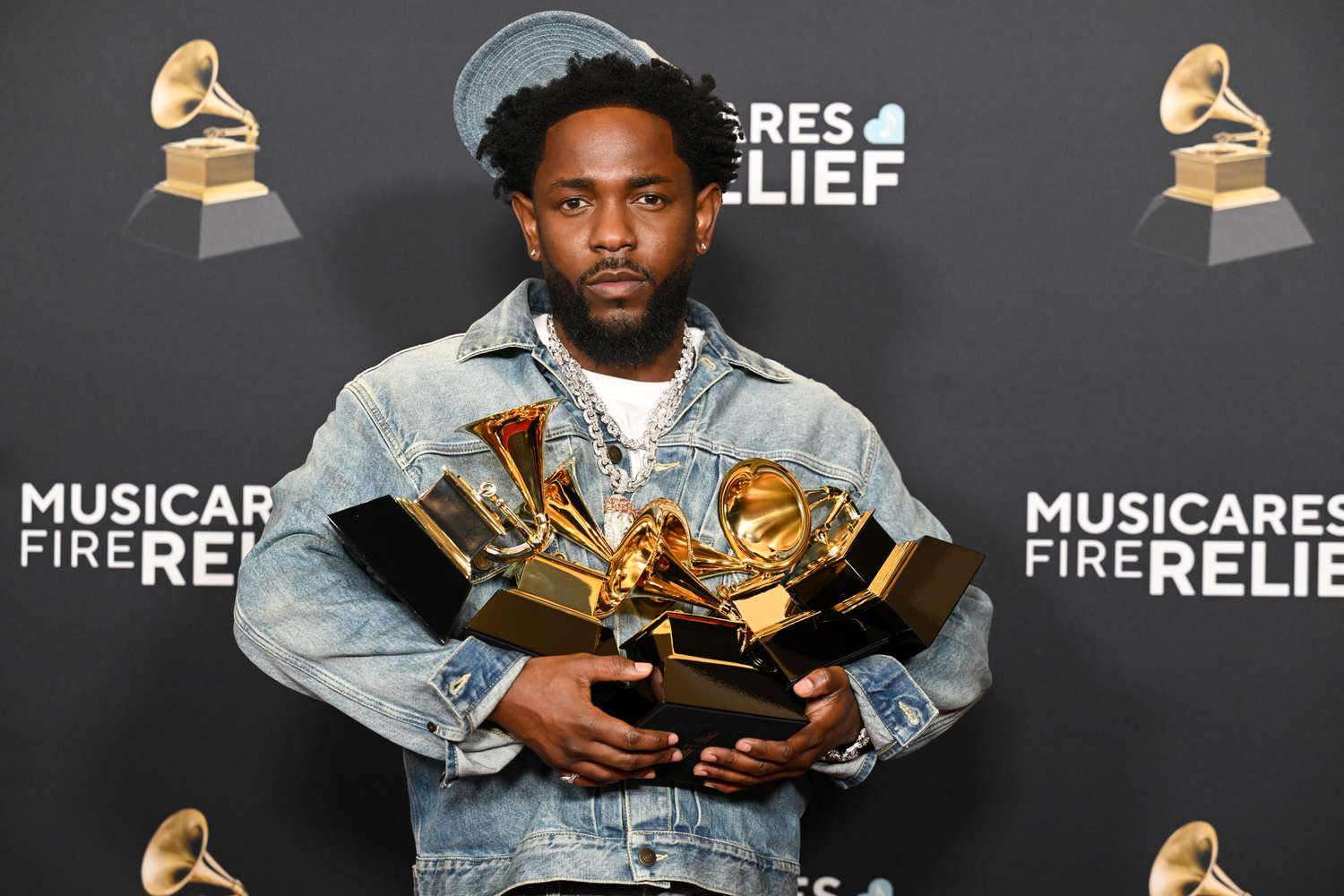 Kendrick Lamar conduce topul nominalizărilor pentru American Music Awards 2025 cu 10 mențiuni