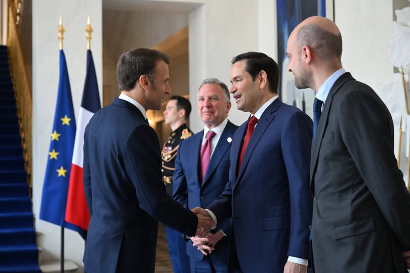 Emmanuel Macron și Marco Rubio negociază pacea din Ucraina la Palatul Elysee. Care sunt punctele cheie ale discuției