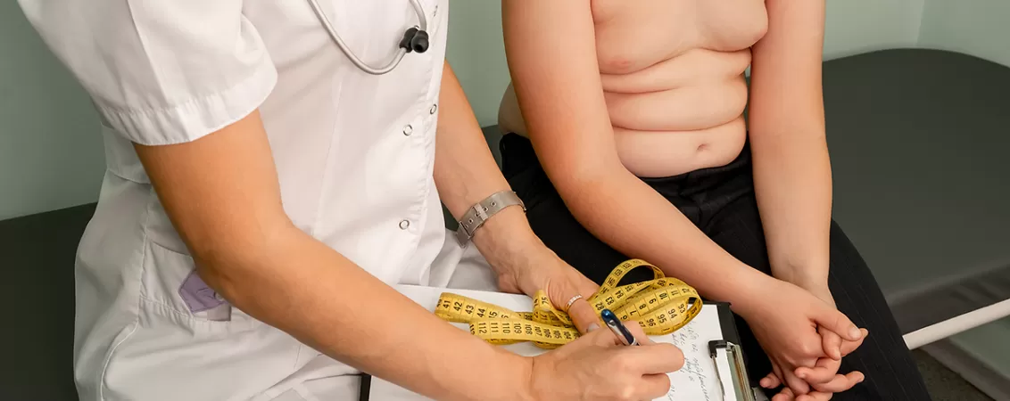 STUDIU. Antibioticele administrate înainte de vârsta de doi ani cresc riscul de obezitate infantilă cu 20%
