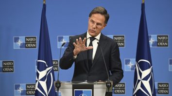 Reuniune NATO la Bruxelles: Miniștrii Apărării și de Externe discută despre războiul din Ucraina și securitatea continentului. Trump începe să-și piardă răbdarea cu Putin