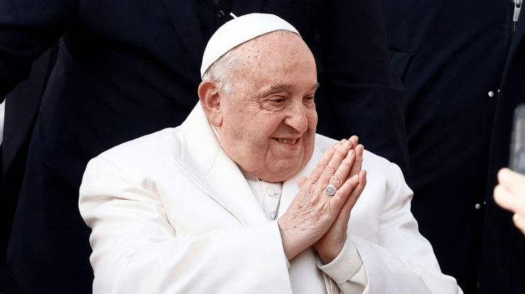 Cum și-a petrecut Papa Francisc ultima sa zi de viață? Suveranul Pontif, deși grav bolnav, a pus credincioșii pe primul loc