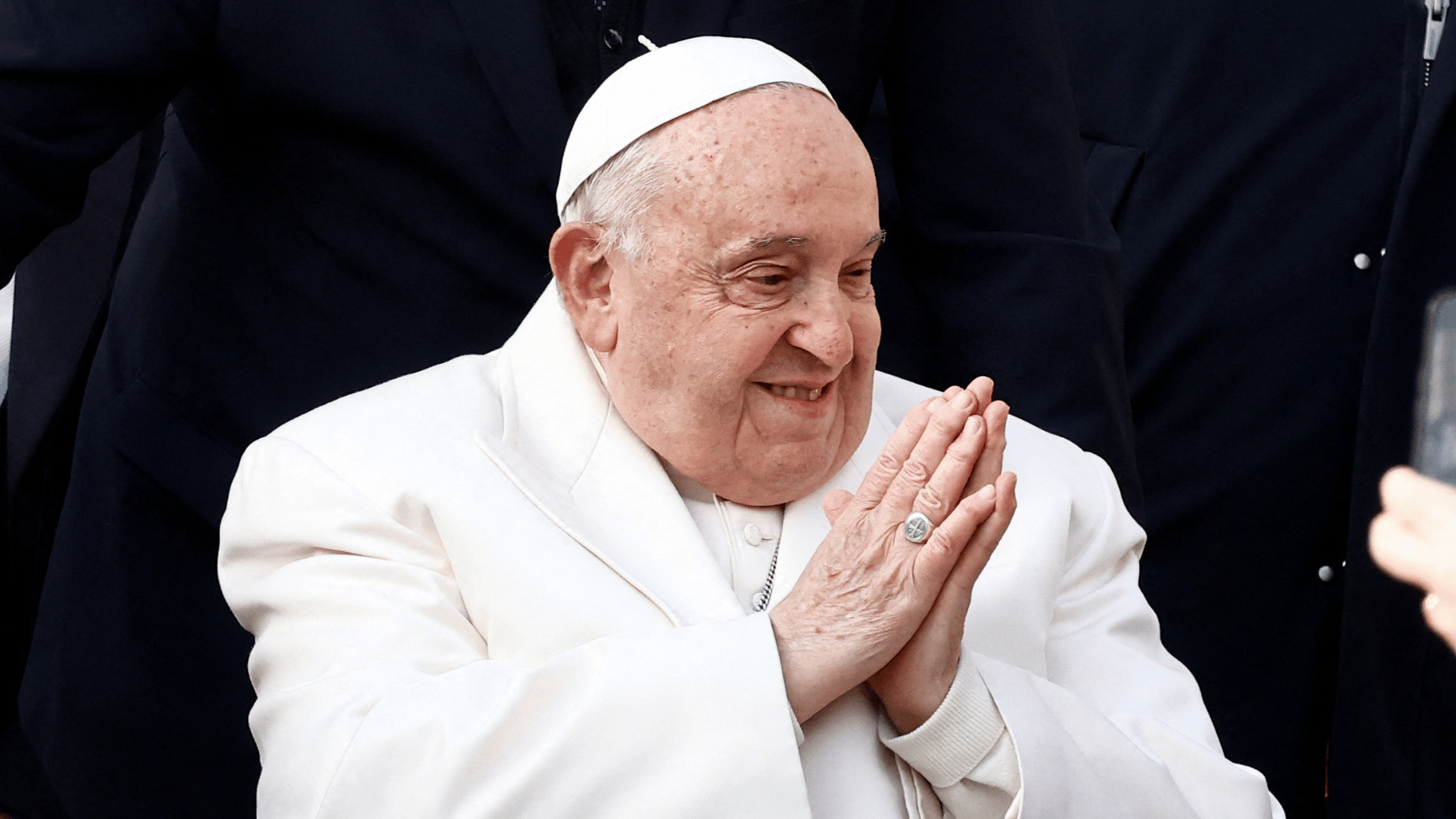 Cum și-a petrecut Papa Francisc ultima sa zi de viață? Suveranul Pontif, deși grav bolnav, a pus credincioșii pe primul loc
