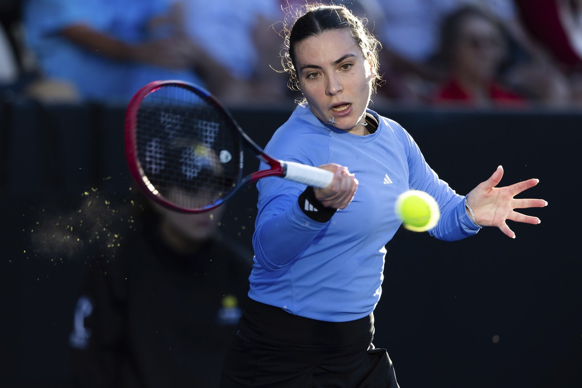 Gabriela Ruse s-a calificat în sferturile de finală la turneul WTA 250 Open Capfinances Rouen Metropole