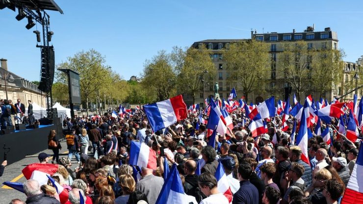 Protestul organizat de Partidul RN a început. Condamnarea lui Marine Le Pen scoate francezii în stradă