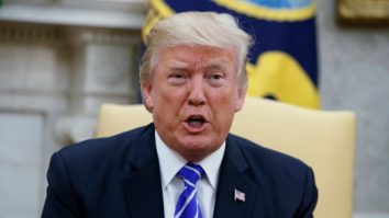 „Putin, STOP”: Trump îl avertizează pe Președintele rus să oprească atacurile asupra Kievului