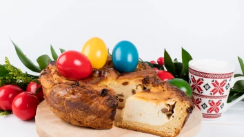 Cum pregătești Pasca de Paște? Alexandru Strugari: „Poate să fie cu ciocolată, cu fistic, cu vanilie sau chiar interpretări fine dining”