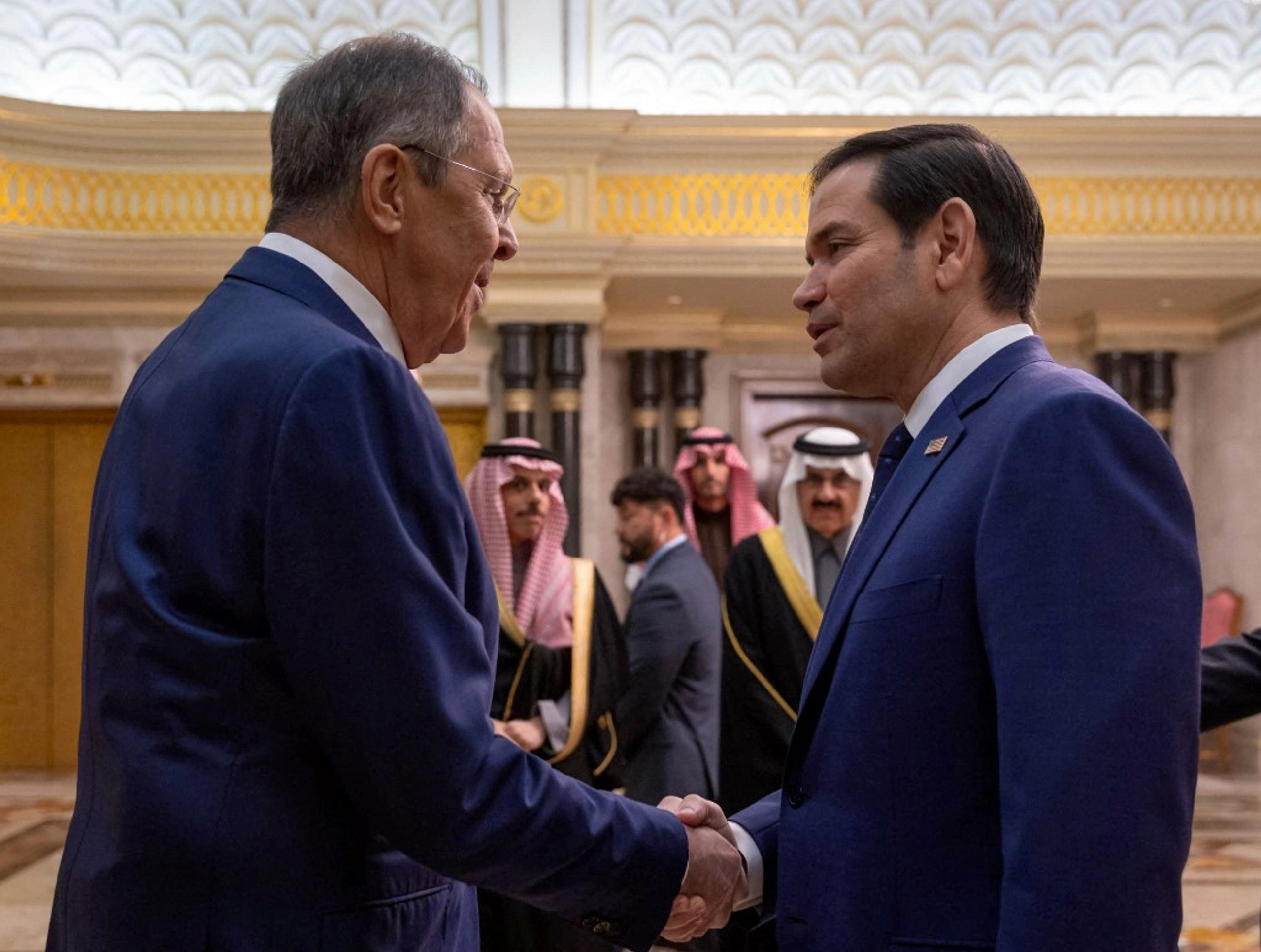 Delegațiile din SUA și Rusia se întâlnesc astăzi la Istanbul. SUA și Rusia au făcut schimb de prizonieri în Abu Dhabi