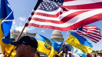 Administrația Trump a amenințat mai mulți ucraineni să părăsească SUA, printr-un e-mail trimis „din greșeală”