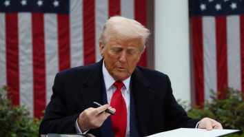 UE îi răspunde lui Trump și introduce taxe de 25% pentru mai multe produse americane: „Tarifele SUA sunt nejustificate”