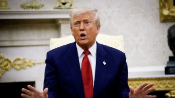 Trump marchează primele 100 de zile de mandat. Câte promisiuni din campania electorală a îndeplinit Președintele SUA