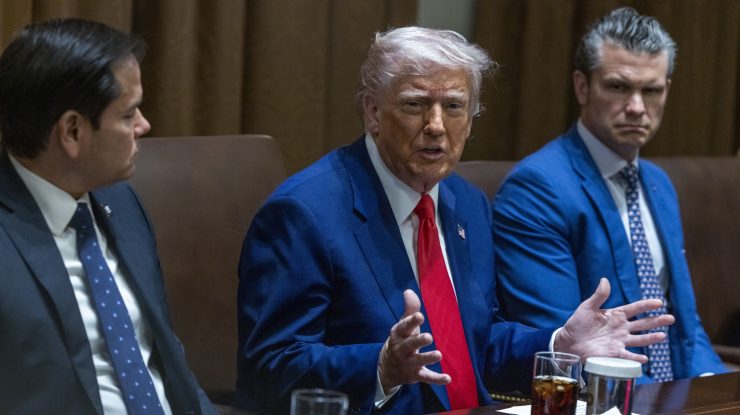 A doua rundă de negocieri SUA-Iran are loc mâine la Roma. Trump își menține amenințările militare dacă acordul nuclear eșuează