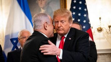 Israelul elimină tarifele cu Statele Unite. Netanyahu și Trump țin o conferință de presă comună, la Casa Albă: „Avem discuții directe cu Iranul”