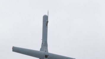 România va produce drone militare în parteneriat cu o companie americană, la uzina Carfil din Brașov. „Cuda” și „Sirin” sunt primele drone militare pe care le va produce România