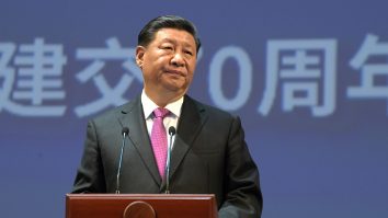 Xi Jinping vrea ca Uniunea Europeană „să colaboreze” cu China pentru a face față „războiului comercial global” început de Trump