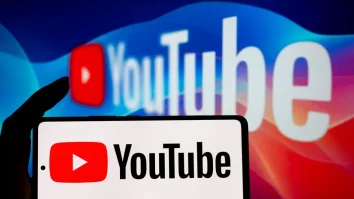 Americanii folosesc televizoarele mai mult pentru a se uita pe YouTube. Cum împrumută Hollywood-ul rețeta creatorilor online