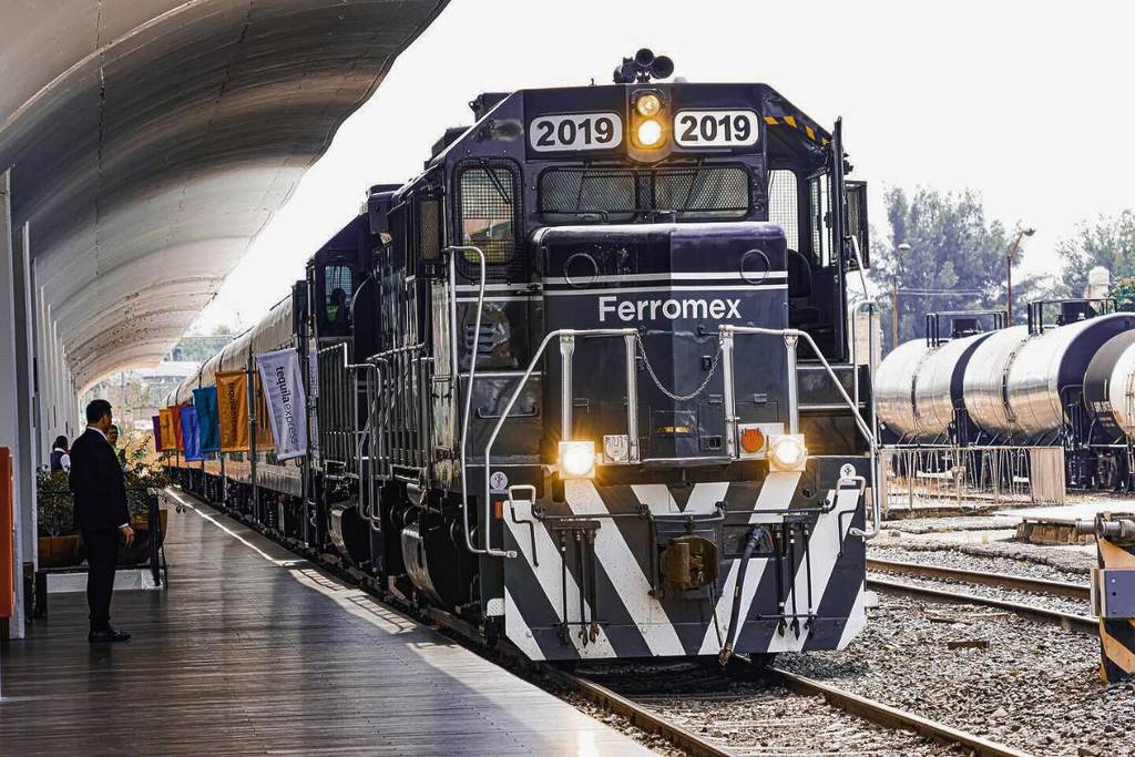 Tequila Express s-a întors pe șine. Vagoanele au fost complet recondiționate și seamănă cu un hotel boutique