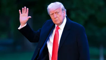 Trump amenință Rusia cu sancțiuni dacă Putin refuză negocierile de pace