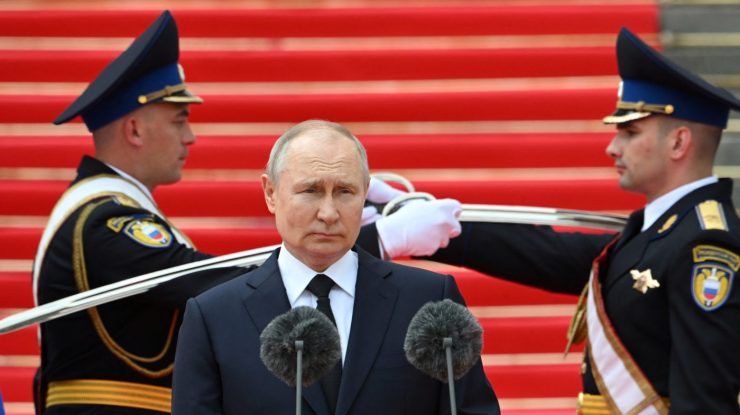 Kremlin a confirmat pregătirile pentru convorbirea telefonică dintre Putin și Trump