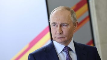 Kremlinul consideră „necesară” o întâlnire între Putin și Trump