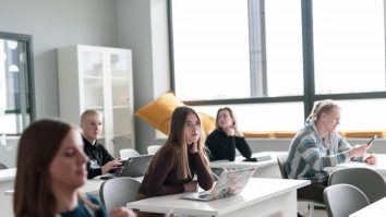 Estonia vrea să ofere A.I. gratuit în școli pentru zeci de mii de elevi și profesori. Irina Pînzariu, civi-eduprenoare: „Trebuie să studiem viitorul, la fel cum studiem trecutul”