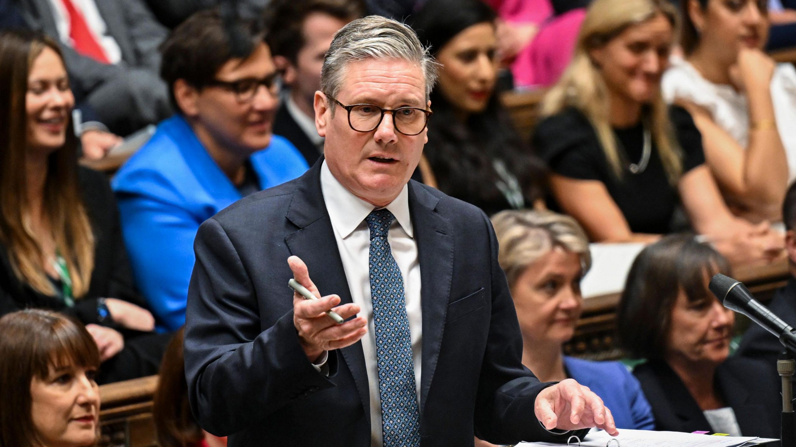 Poliția britanică a arestat al doilea suspect pentru incendierea proprietăților premierului Keir Starmer