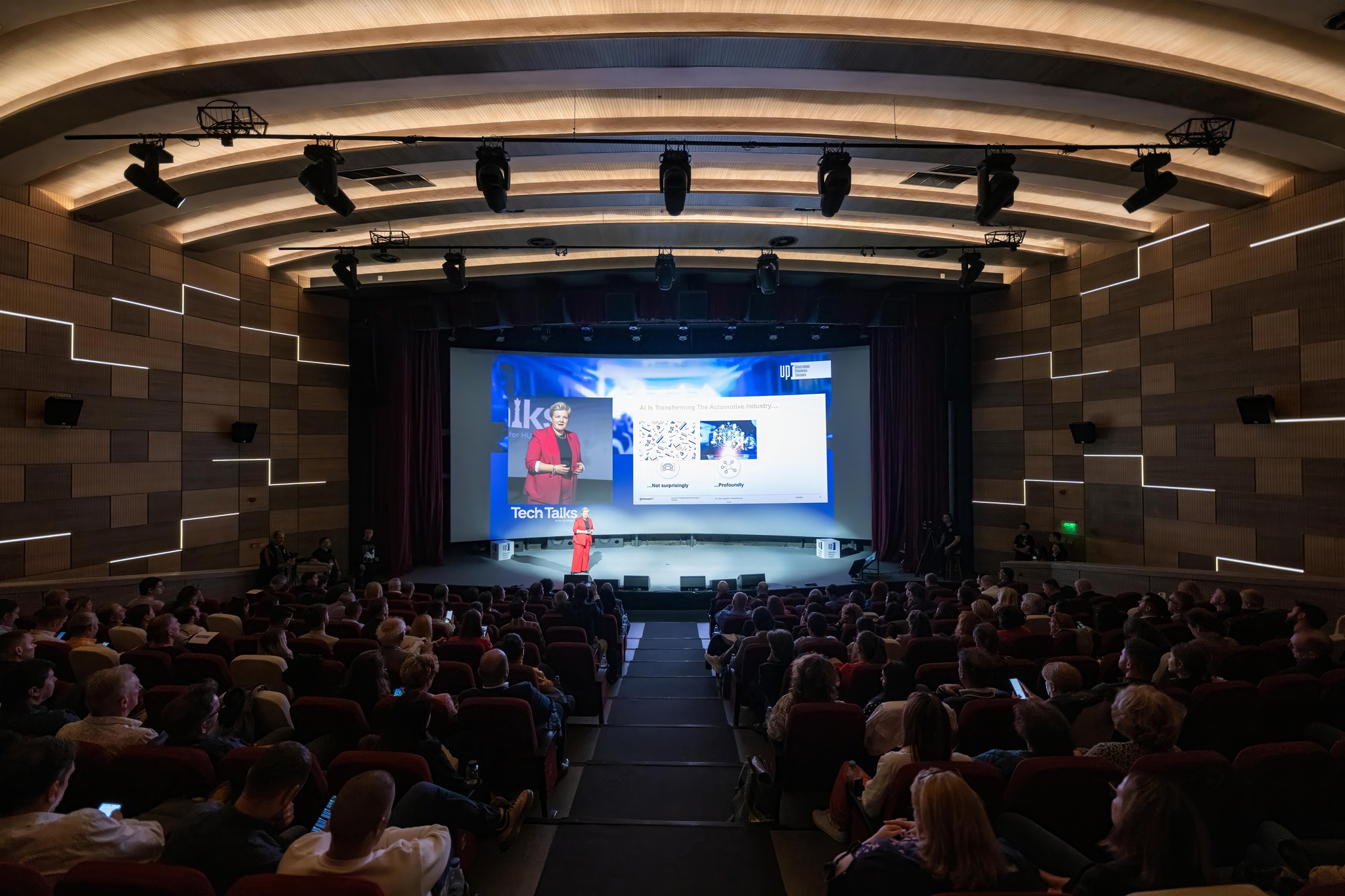 Tech Talks 2025 aduce viitorul în prezent. Florin Drăgan, rectorul Universității Politehnica din Timișoara: „Nu poate să fie decât benefic”