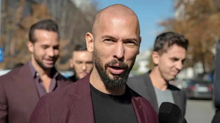 Andrew și Tristan Tate sunt puși sub acuzare în Marea Britanie pentru viol și trafic de persoane