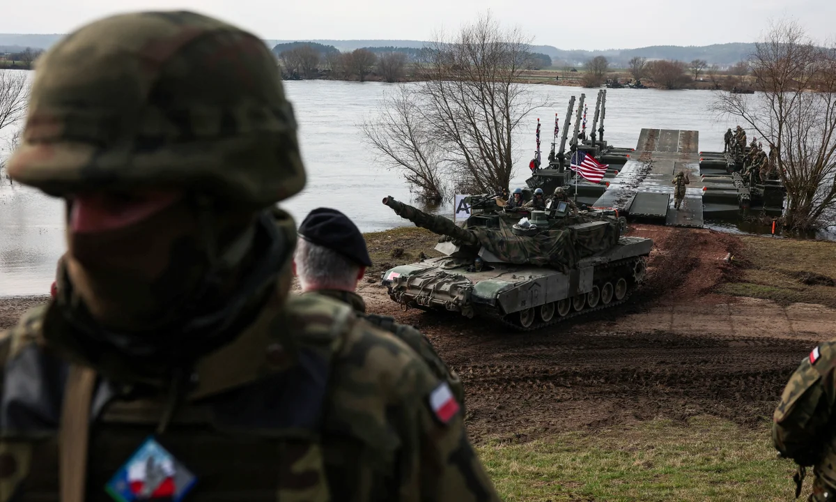 Reînarmarea statelor NATO ne costă 200 de milioane de tone de emisii poluante pe an