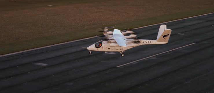 Primul taxi aerian a decolat din Marea Britanie. Prototipul a atins o viteză de 240 km pe oră