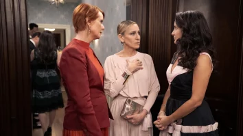 „And just like that” revine cu sezonul 3 pe HBO. Carrie trece peste amintirile sale grele și va încerca să scrie ficțiune