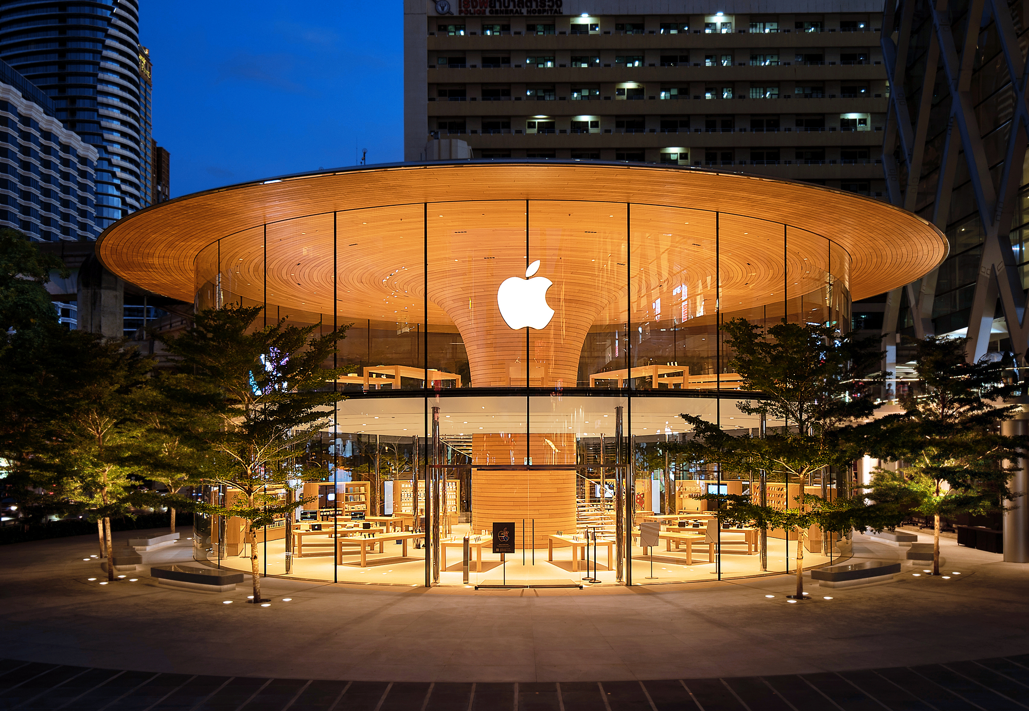Apple pregătește o schimbare majoră de design pentru lansarea iPhone din 2027. Ce noutăți te așteaptă în domeniul tehnologiei