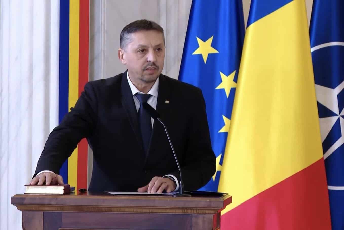 Raport OECD: România nu are un sistem riguros de notare. Daniel David spune că Evaluarea de clasa a VIII-a nu servește scopului educațional