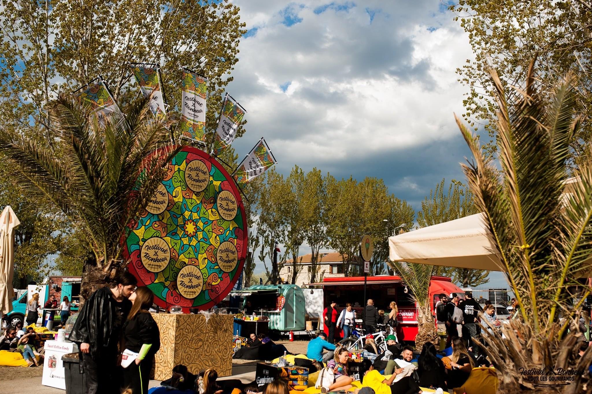 Festival Du Bonheur aduce starea de bine pe plaja din Mamaia Nord. Adrian Grecu, organizator: „E din ce în ce mai bine de la an la an”