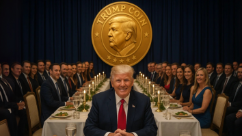 Donald Trump și-a adunat susținătorii Crypto la o cină exclusivistă în Virginia. Mulți dintre aceștia s-au declarat dezamăgiți de organizarea evenimentului