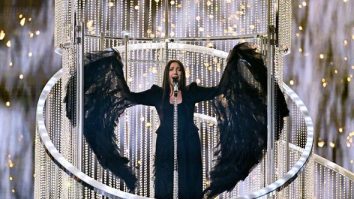 Israelul s-a calificat în finala Eurovision 2025. Un grup de protestatari cu steaguri palestiniene au încercat să întrerupă repetiția generală