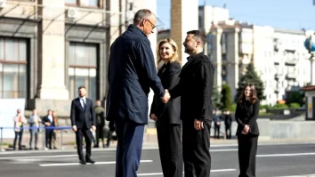 Zelenski s-a întâlnit cu Merz pentru a discuta despre încetarea focului în conflictul cu Rusia. Președintele Ucrainei avertizează că 50.000 de soldați ruși sunt lângă Sumy