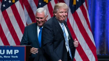 Mike Pence a primit premiul John F. Kennedy Profile in Courage pentru că nu a susținut afirmațiile lui Trump privind fraudarea alegerilor din 2020