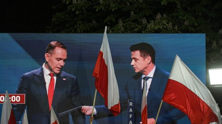 Alegătorii din Polonia se pregătesc pentru o cursă prezidențială strânsă. Cine sunt favoriții pentru funcția de Președinte