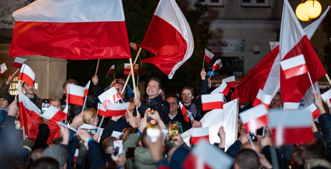 Alegeri prezidențiale în Polonia: Trzaskowski câștigă primul tur cu 30,8%. Turul 2 va avea loc pe 1 iunie