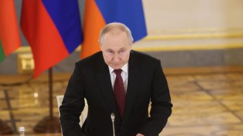 Serviciul rus de informații acuză companiile sârbe de apărare că furnizează muniție Ucrainei. Serbia s-a declarat neutră în războiul Rusia-Ucraina