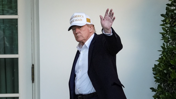 Donald Trump spune că va fi „un președinte de opt ani”. Cum ar putea să obțină al treilea mandat