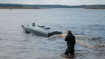 Ucraina a doborât 2 avioane rusești Su-30 cu drone maritime. Serviciile de informații: „Este un moment istoric”
