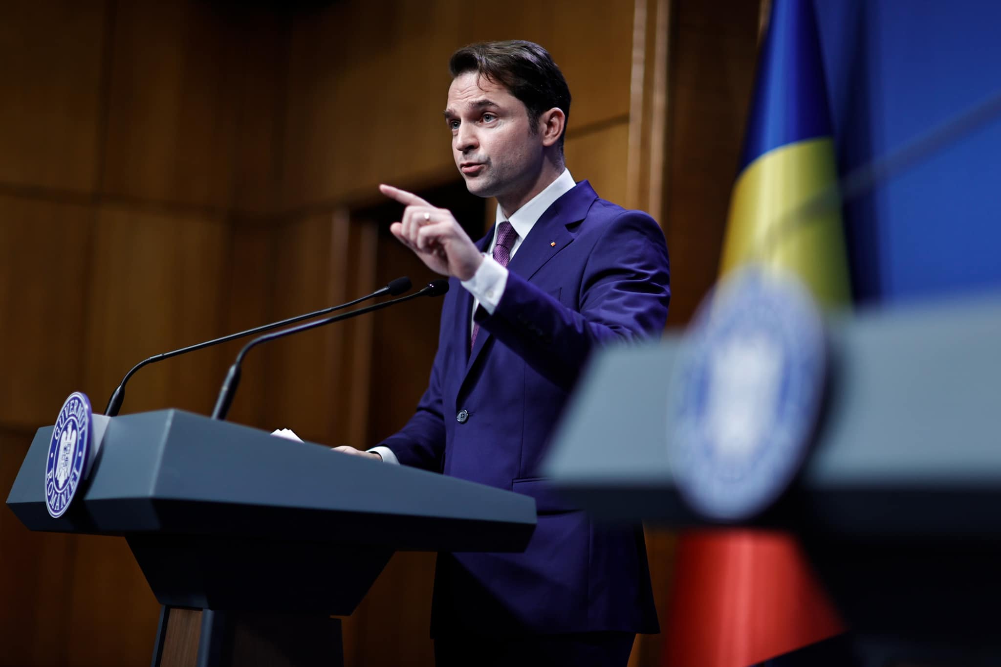Sebastian Burduja vrea să amâne închiderea centralelor pe cărbune. „Am pune presiunea prea mare pe prețuri dacă le închidem”
