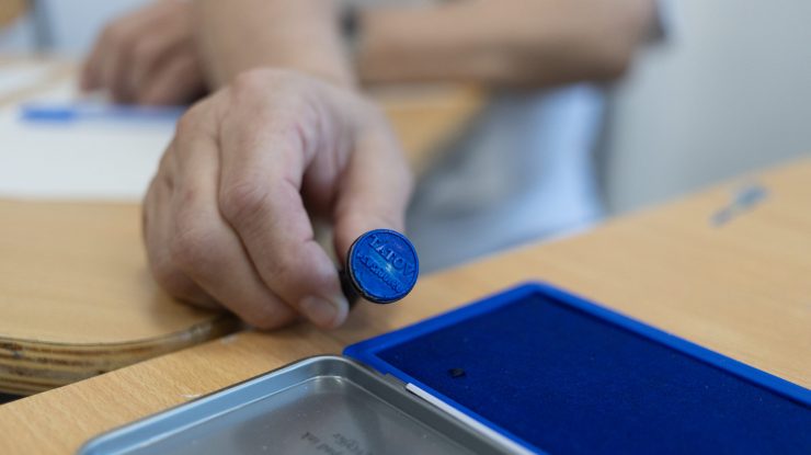 AEP: Peste 2.2 milioane de alegători sunt înscrişi pentru alegerile locale parţiale de duminică