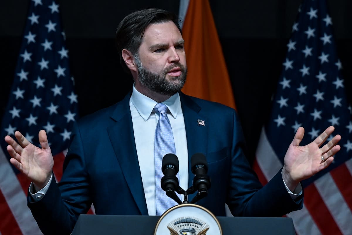 Războiul din Ucraina „nu se va încheia prea curând”, afirmă JD Vance
